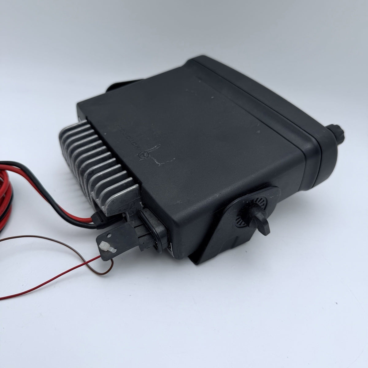 Motorola GM340 Radio Professional Two-Way Transceiver MW504AA MDM25RHC9AN1AE4