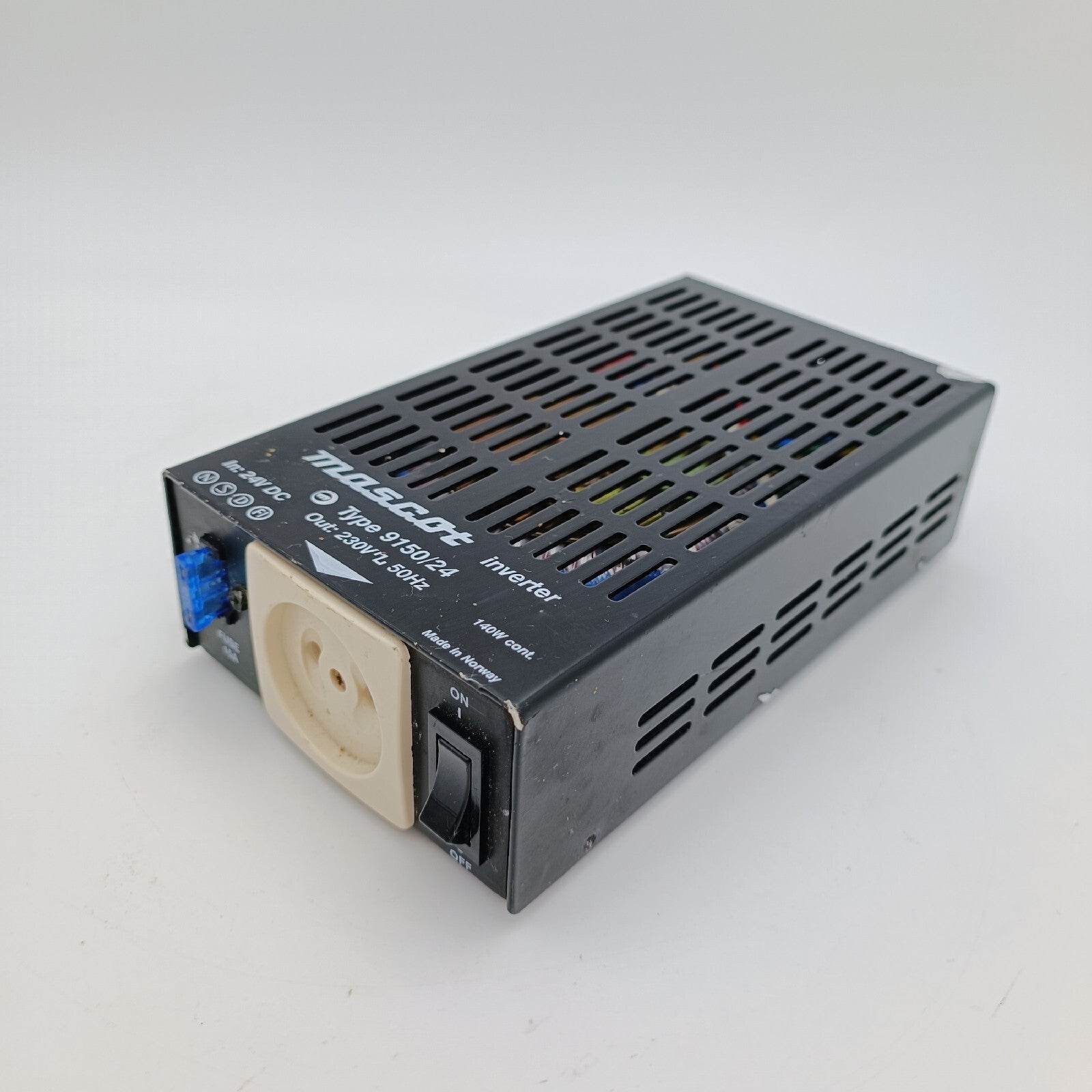 Mascot Inverter 9150 24V 140W In 24V Out 230V 9150/240