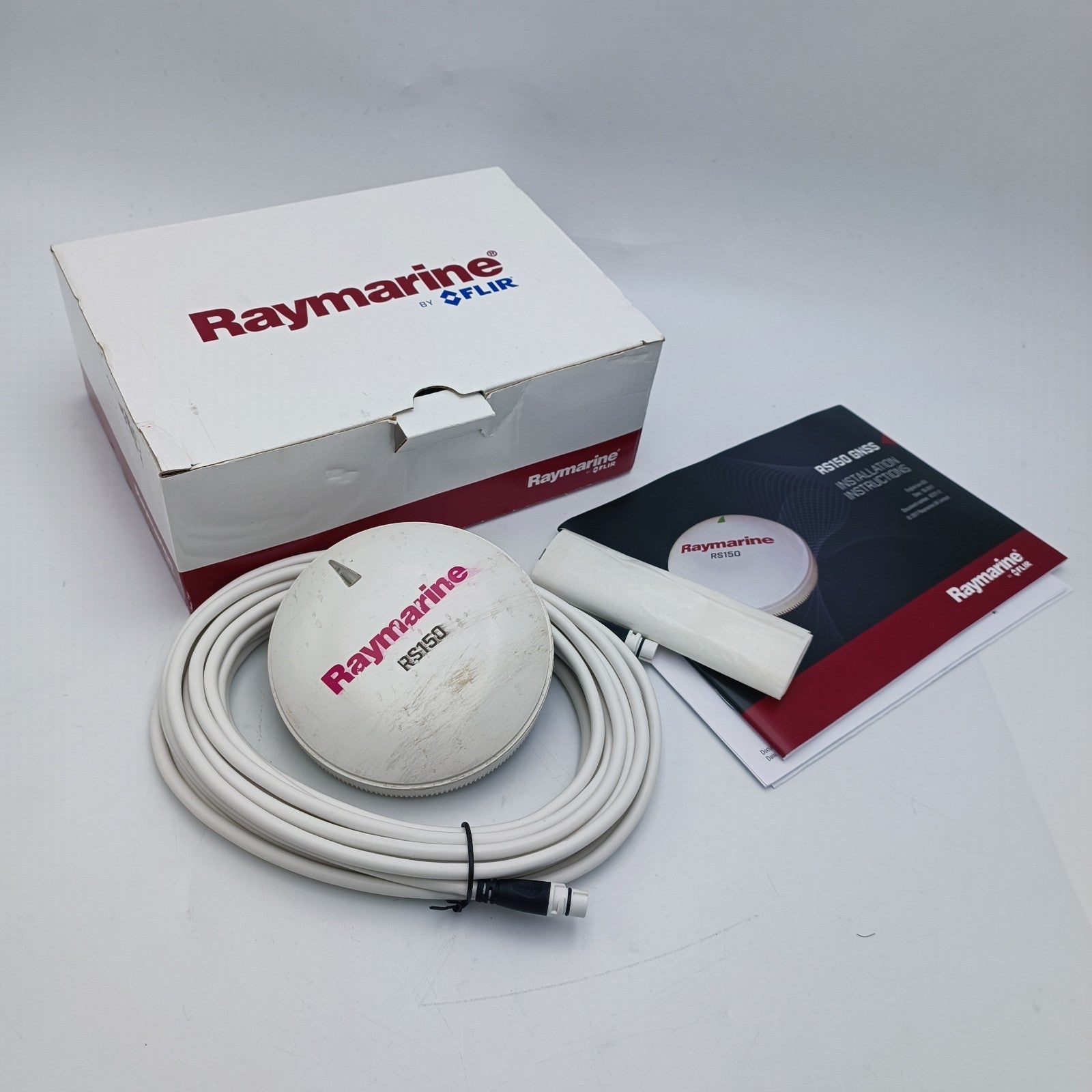 Raymarine Raystar 150 GPS Antenna E70310 RS150 SeaTalkNG Axiom MFD Plotter0