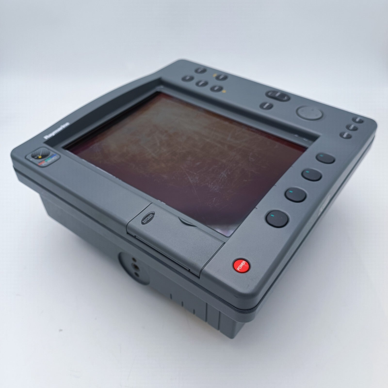 720025