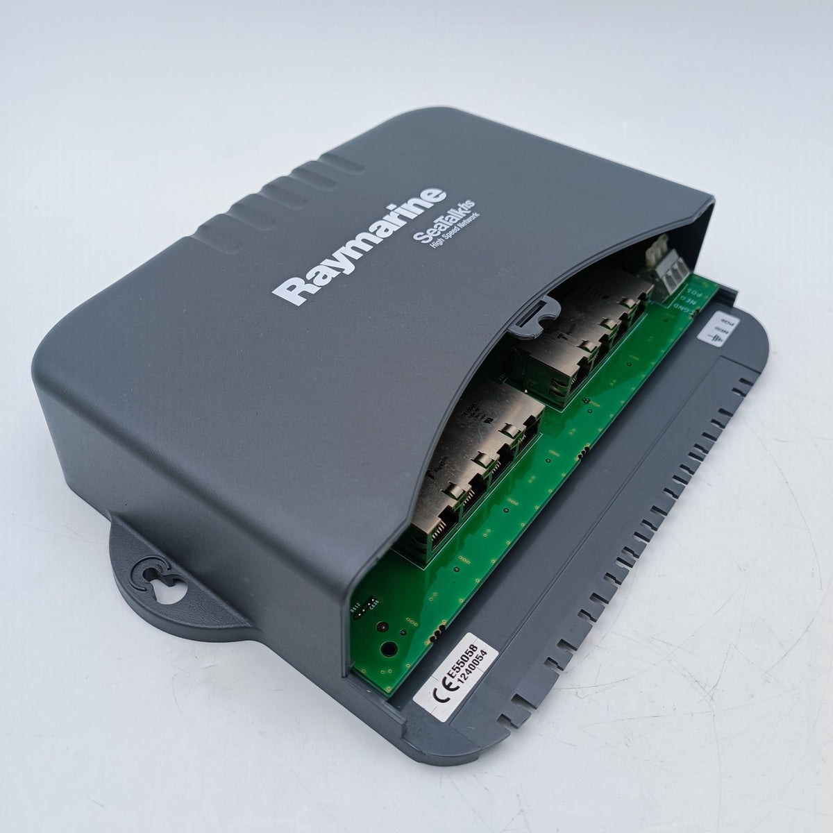 Raymarine E55058 SeaTalk HS Network Switch f/ Instrument System Autopilot Radar1