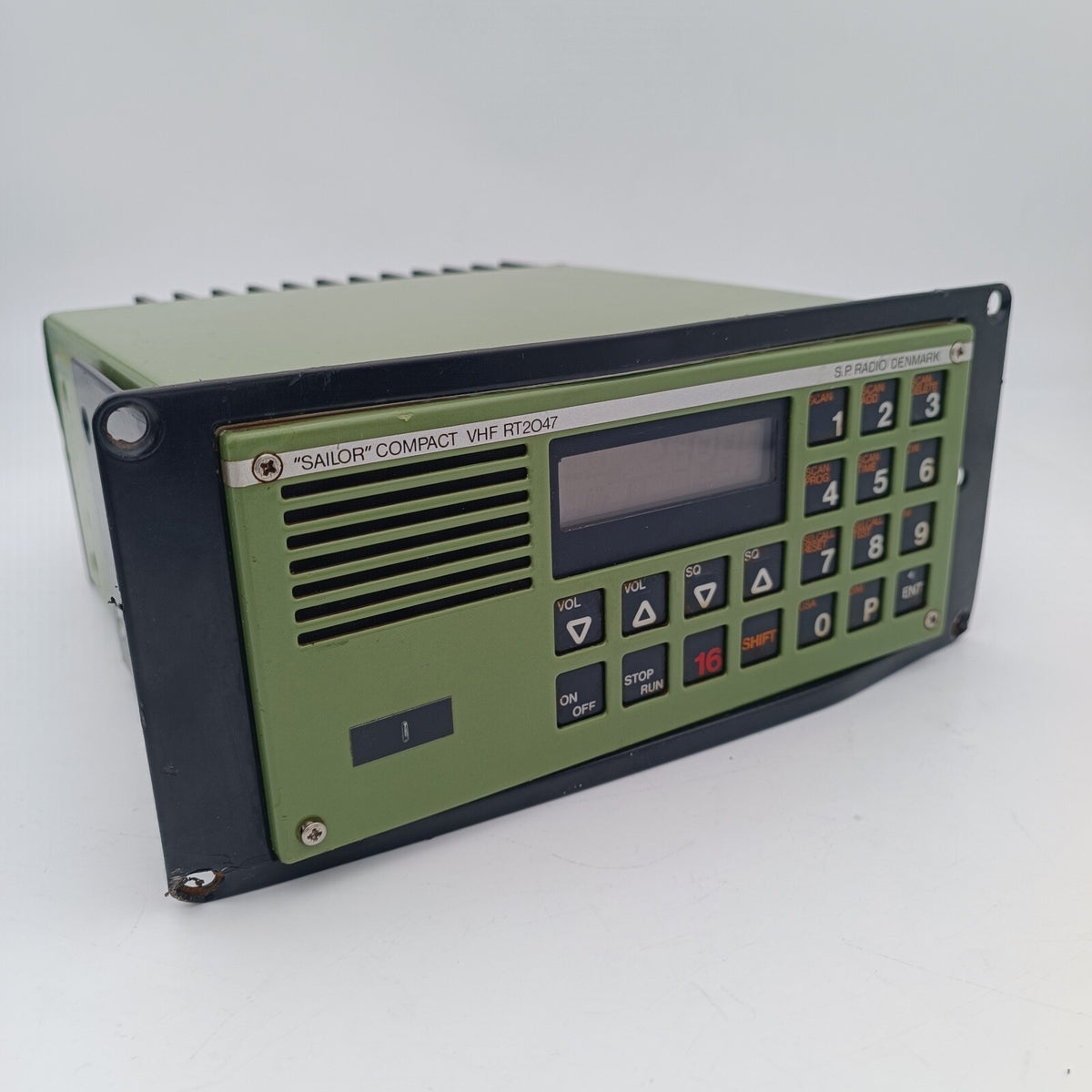 SAILOR RT2047/D RT2047 DSC Compact Marine VHF Radio Transceiver7
