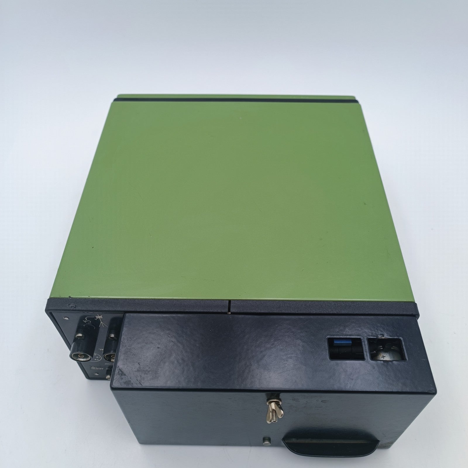 SAILOR Compact Receiver R2022 Marine SSB Duplex Communication Receiver - FM / AM10