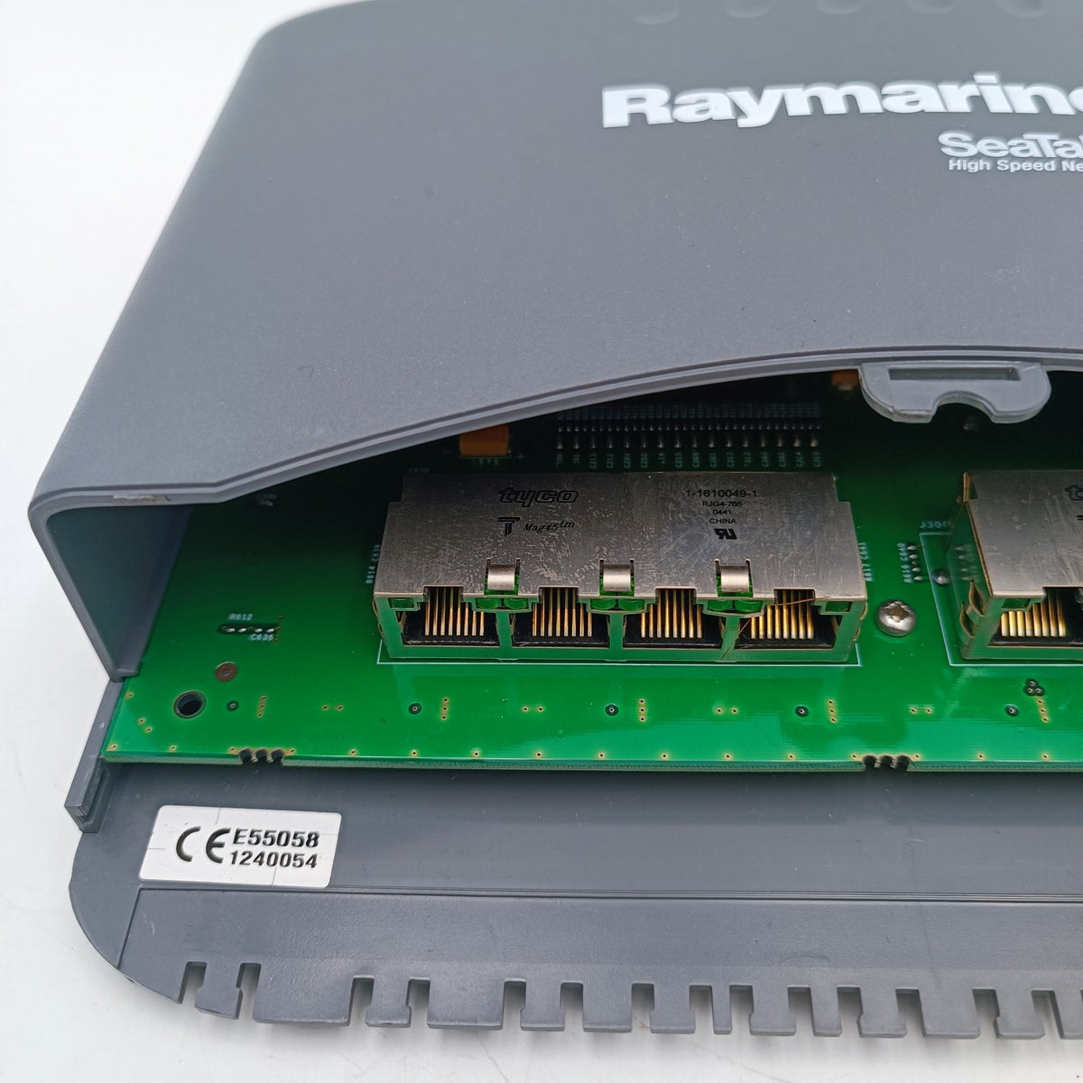 Raymarine E55058 SeaTalk HS Network Switch f/ Instrument System Autopilot Radar3