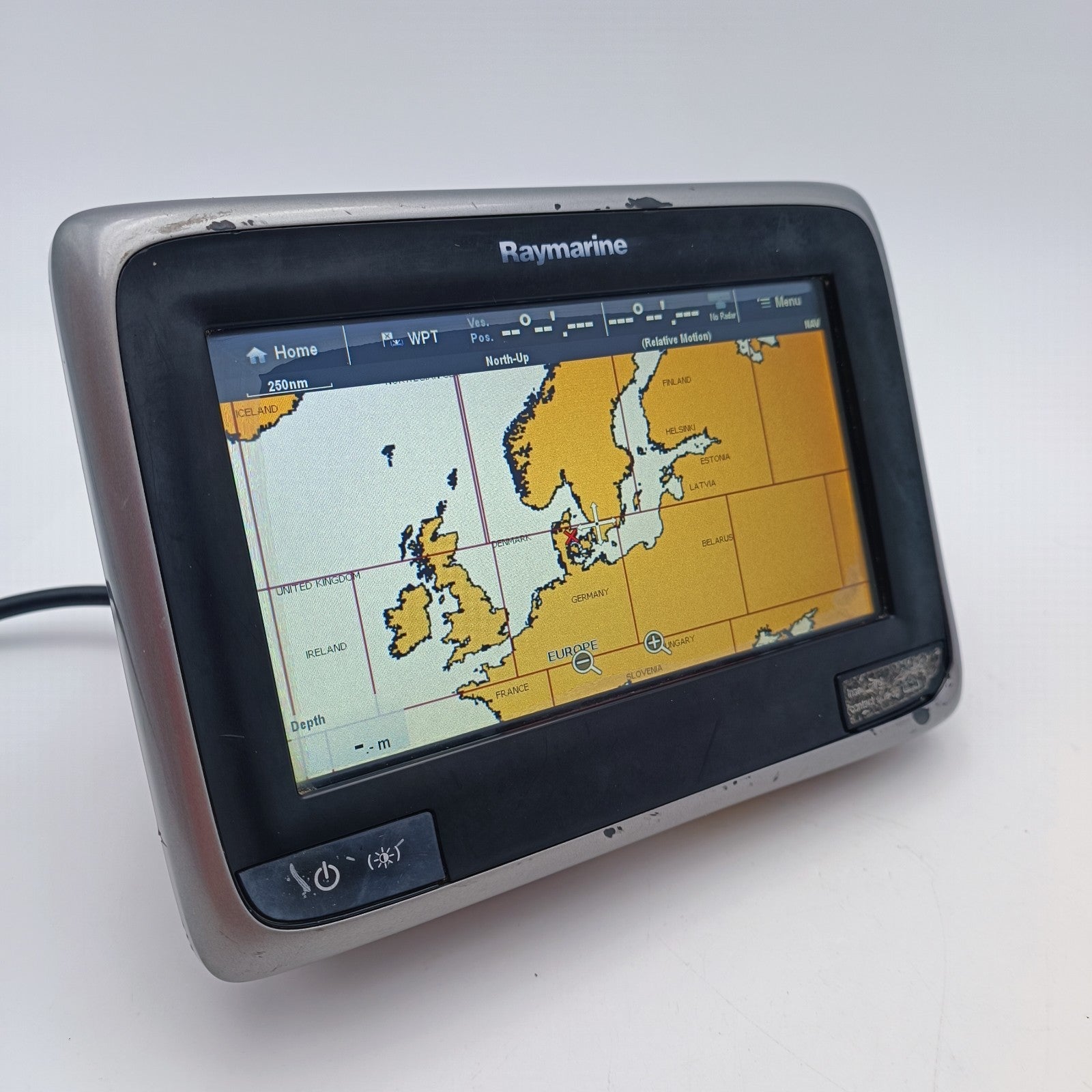 Raymarine A75 7" Touchscreen MFD E70166 WIFI SeaTalkNG Navionics Fishfinder0