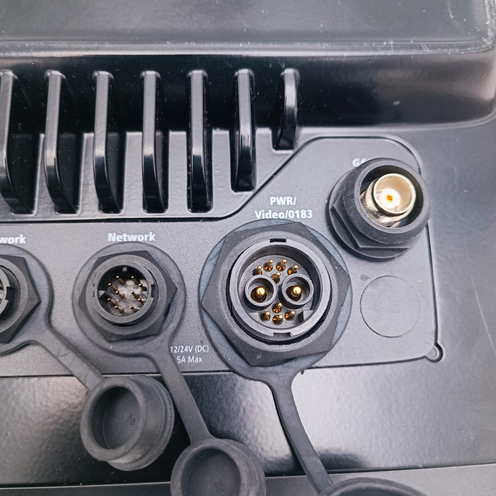 Raymarine a128 Touchscreen Chartplotter 12″ MFD E70237 CHIRP Radar Sounder 5