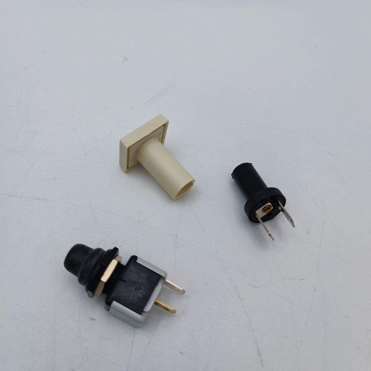 Marine Boat Ignition Key Switch 3 Terminal w/ Keys Push Button Switch N050164904