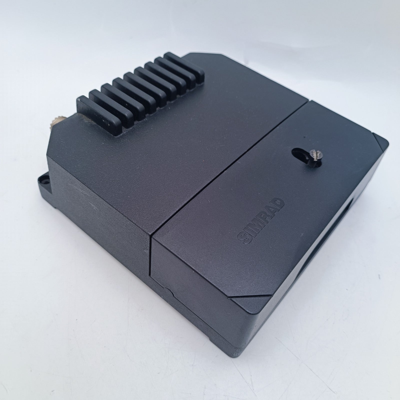 SIMRAD RS80B Black Box VHF Transceiver Computer RS 80 B RS80 Marine RADIO 12V1