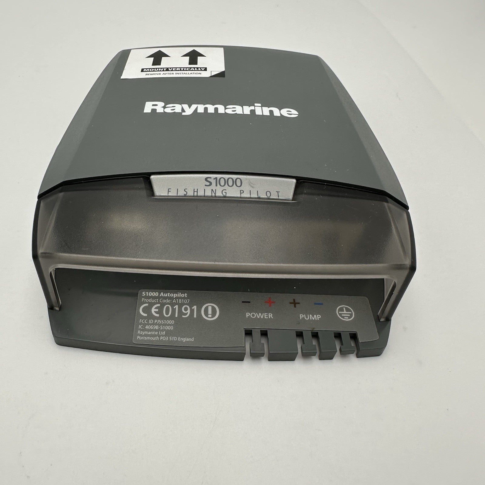 Raymarine S1000 Wireless Boat Fishing Marine Autopilot E12169 w/User Manual S1002