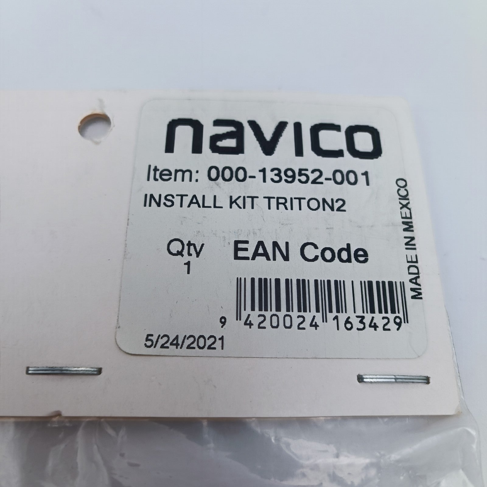 SIMRAD TRITON2 INSTALL KIT PILOT OP12 00013952001 Navico N&G Autopilot1