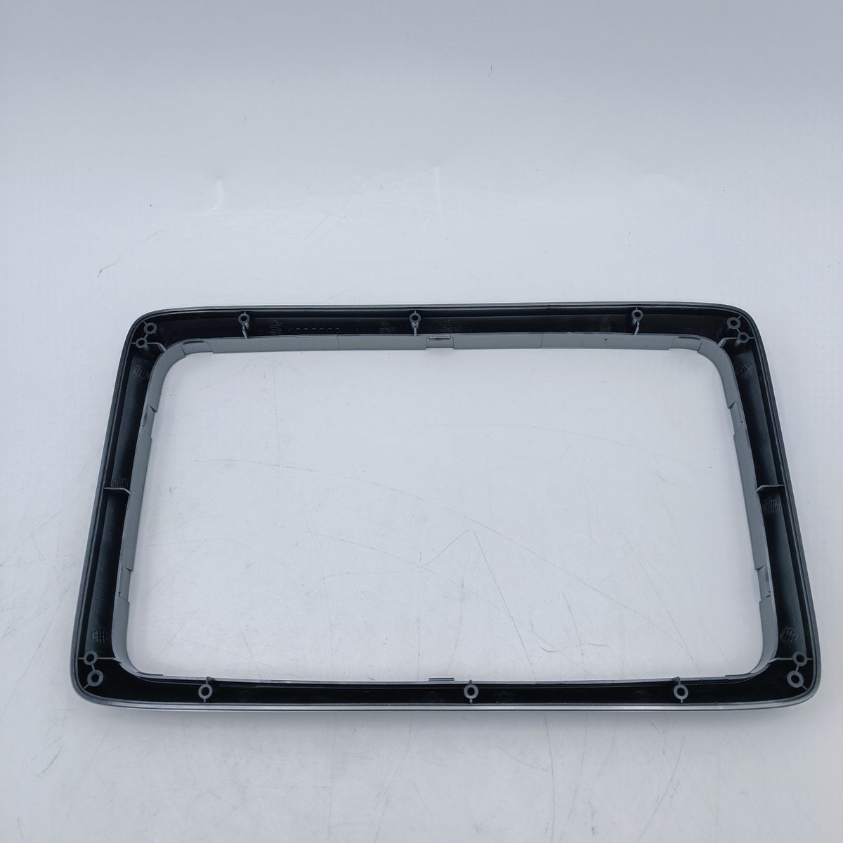 Raymarine A62358 e7 Trunnion Mounting Bracket Kit w/ Bezel & Hardware5