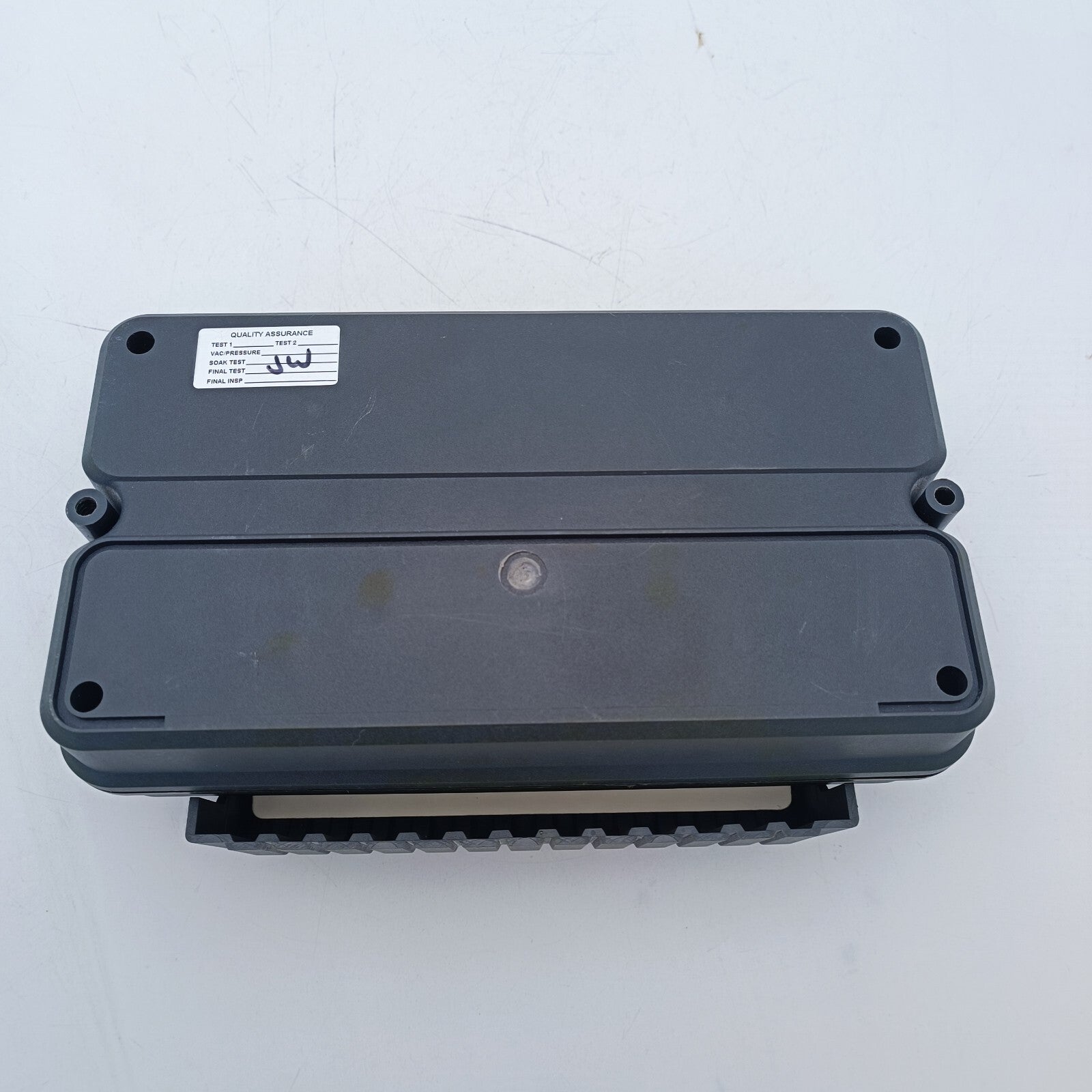 738902