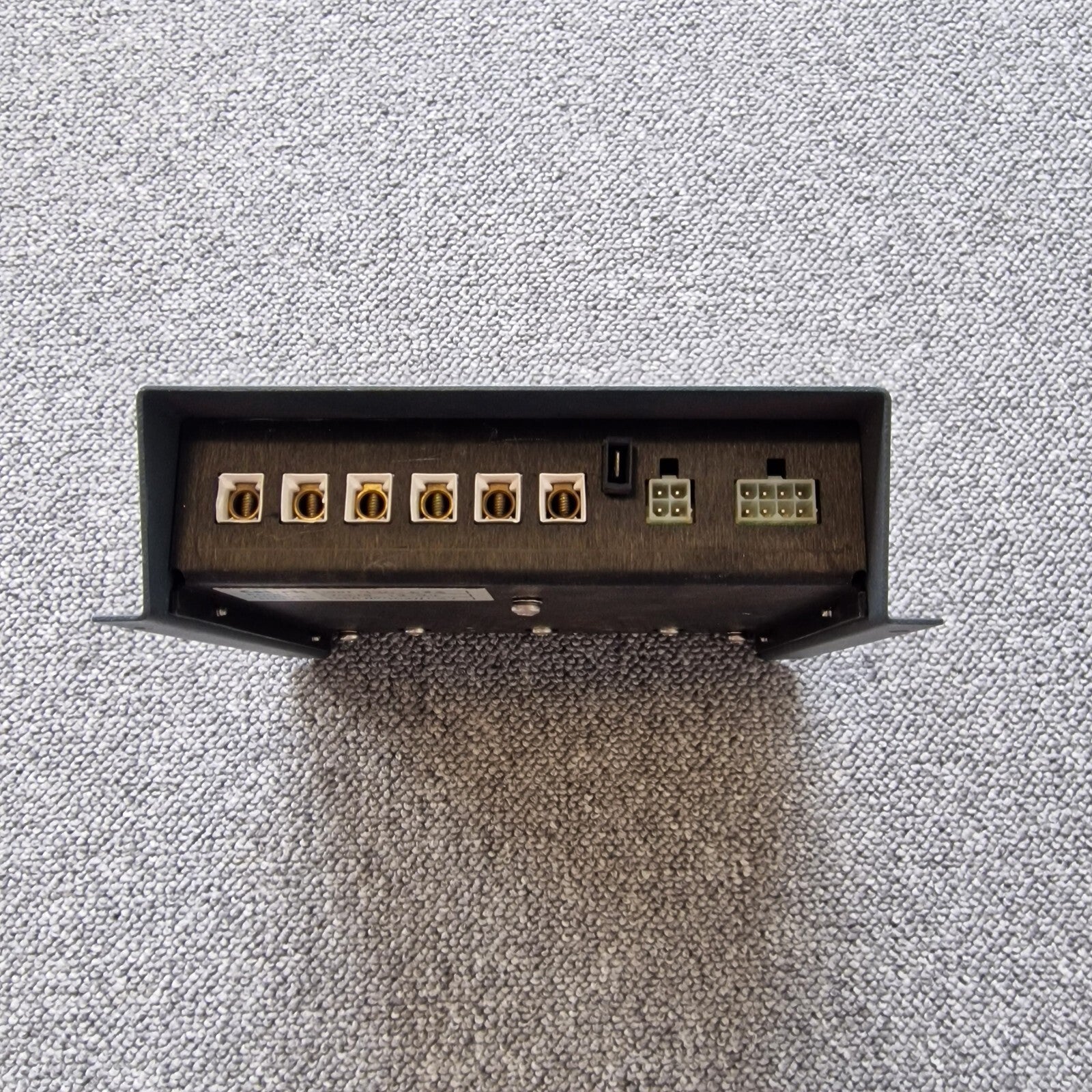 742005