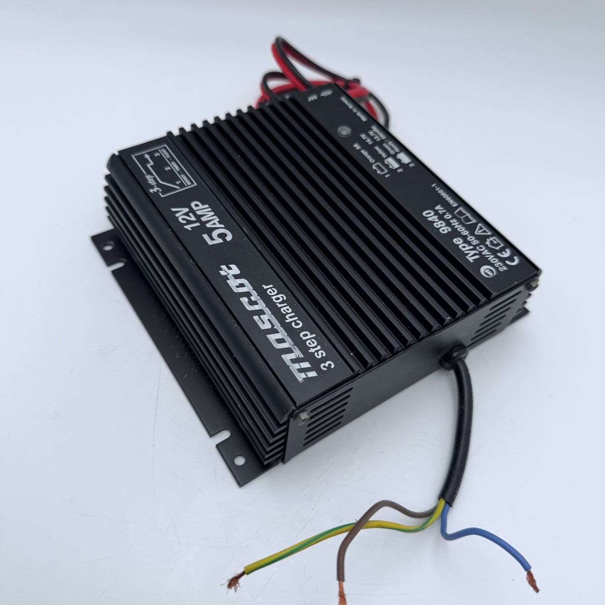 Mascot Type 9840 12V 5A 3-Step Battery Charger 230V AC Marine Boat5