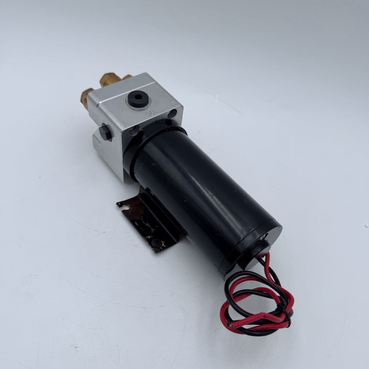 Raymarine E12139 Hydraulic Pump Raymarine Furuno HRP05-12 Garmin 0.6L 12V Navman4