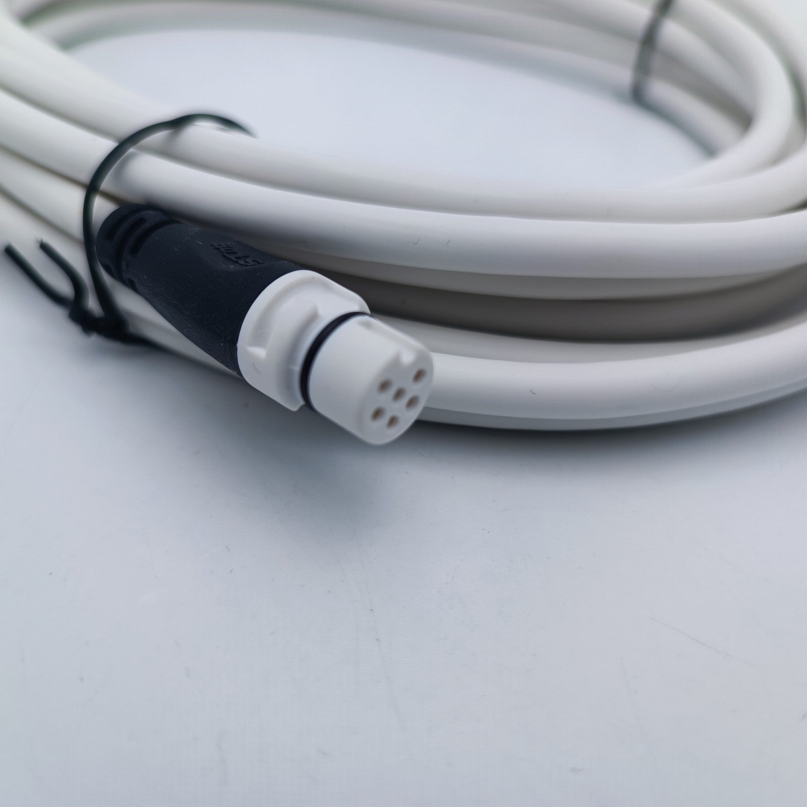 Raymarine Raystar 150 GPS Antenna E70310 RS150 SeaTalkNG Axiom MFD Plotter7