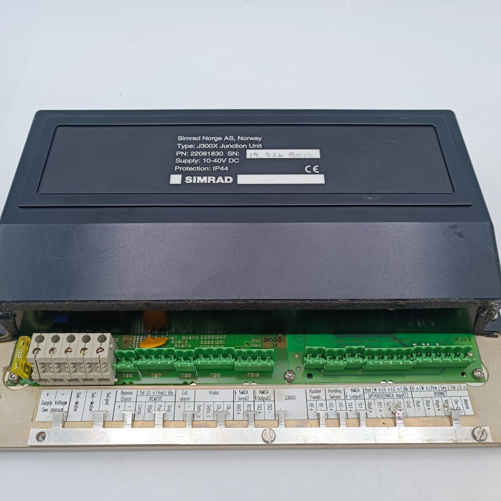 Simrad Robertson Type J300X 22081830 Boat Autopilot Course Computer J300X 7