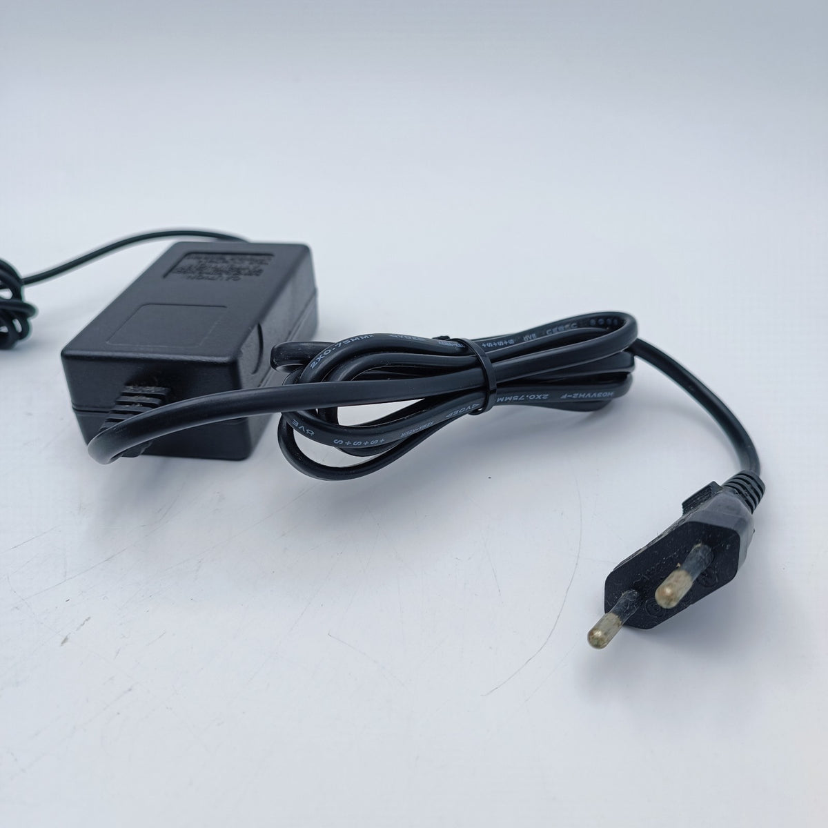 Sailor Cobham Thrane & Thrane Handheld SP3510 UHF ATEX w/ Charger CH3507 Marin10