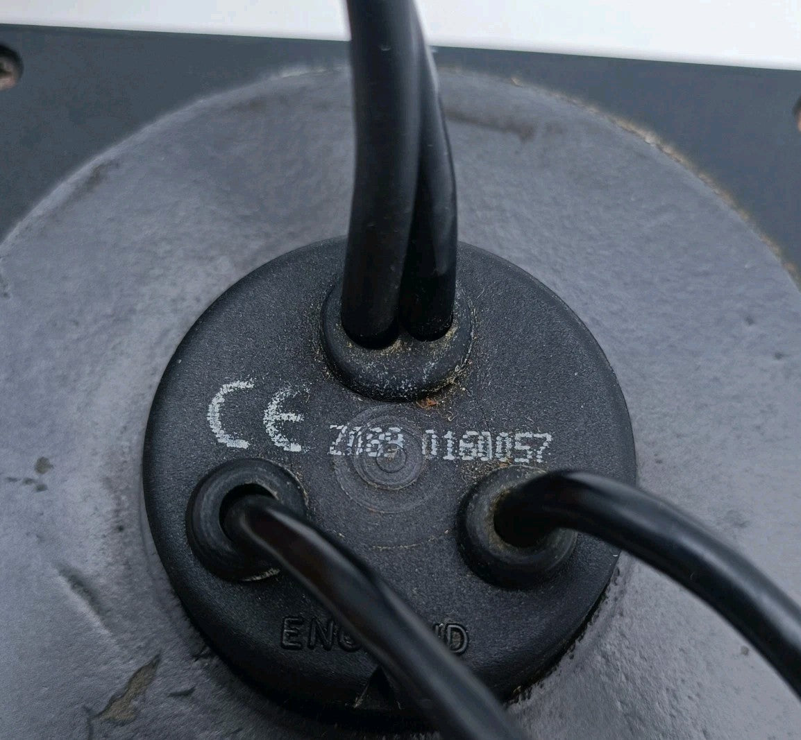 718896