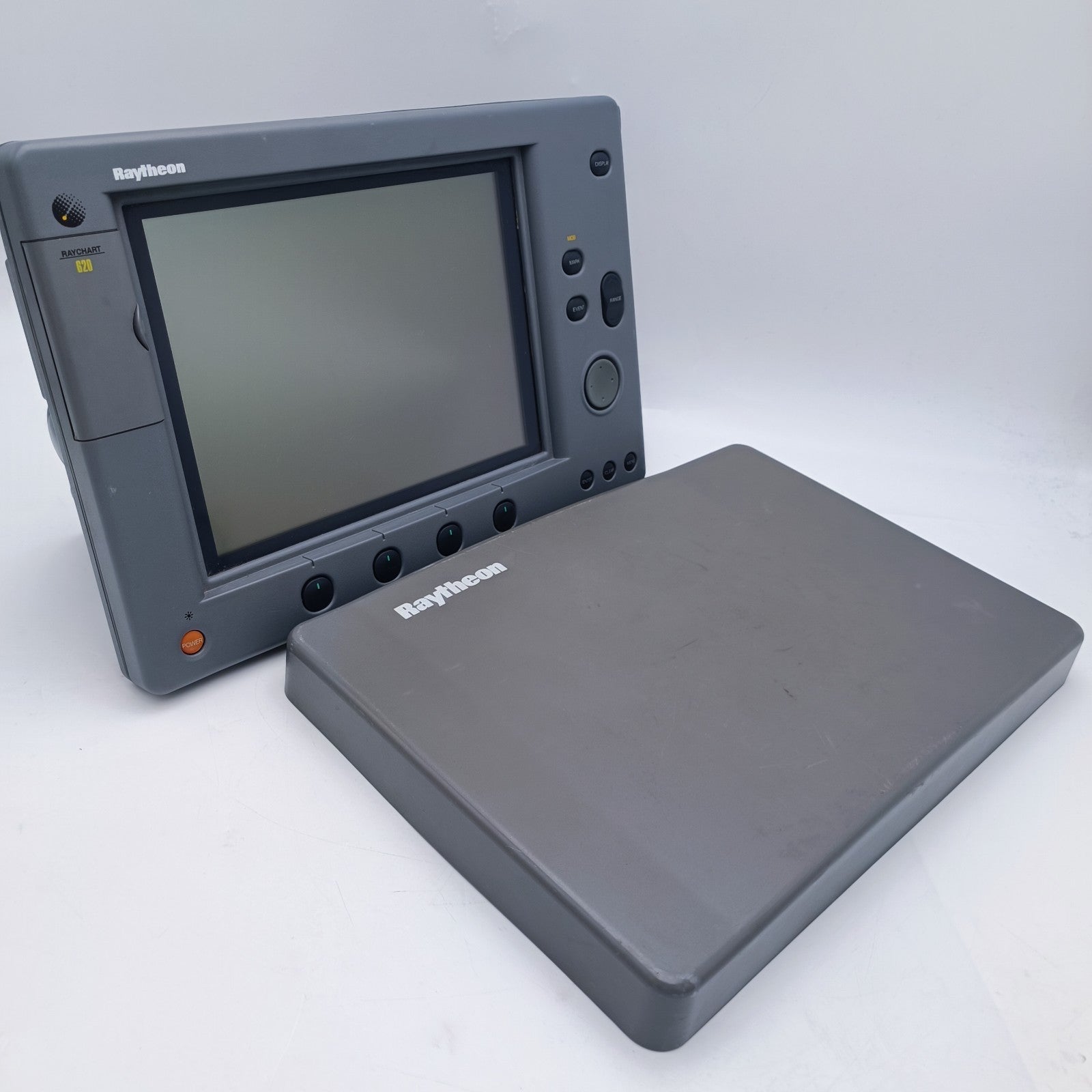 Raymarine Raytheon Raychart RC620 620 GPS Navigator Chartplotter Radar M935361