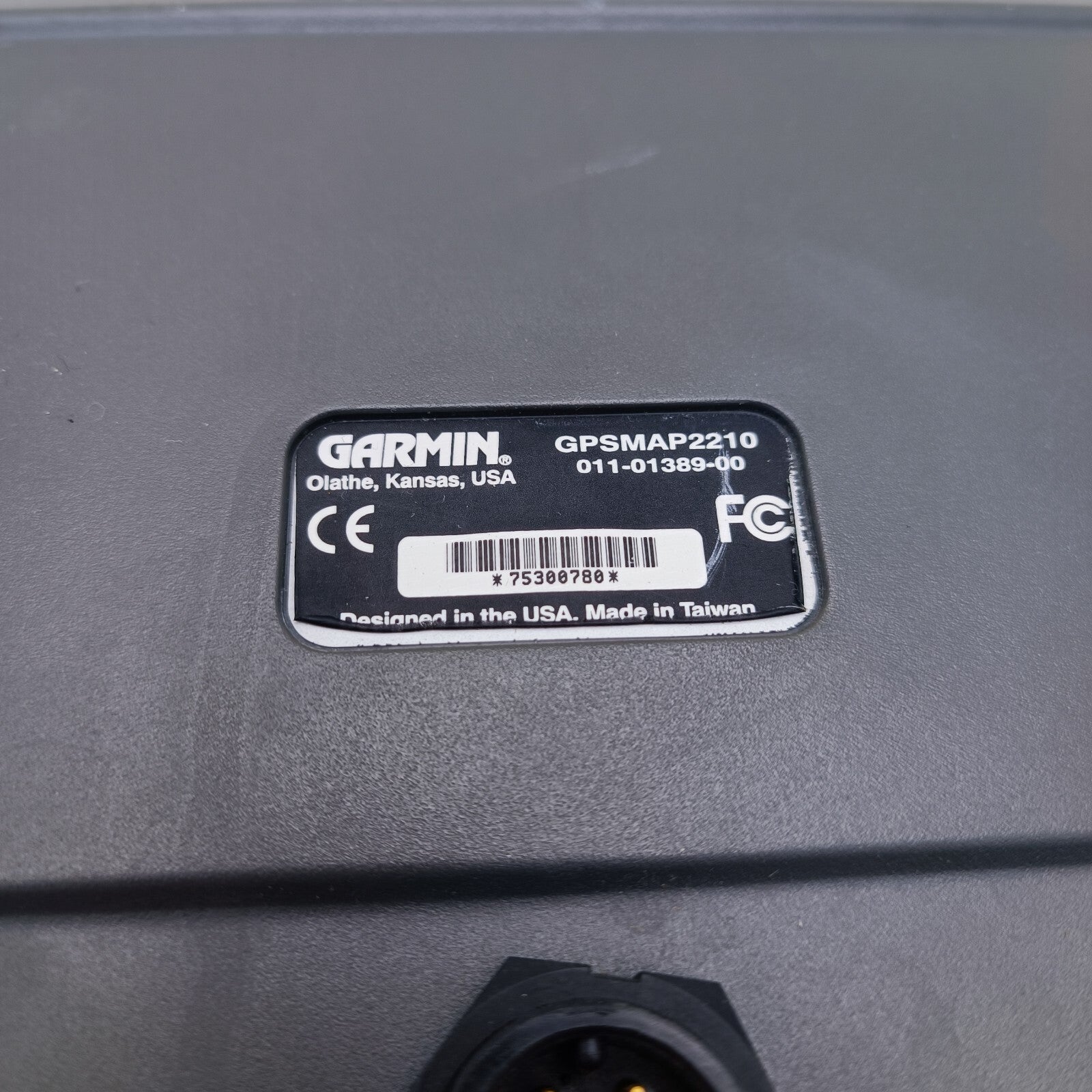 738958