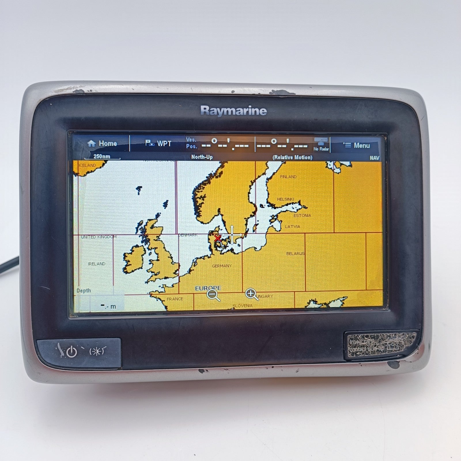 Raymarine A75 7" Touchscreen MFD E70166 WIFI SeaTalkNG Navionics Fishfinder1