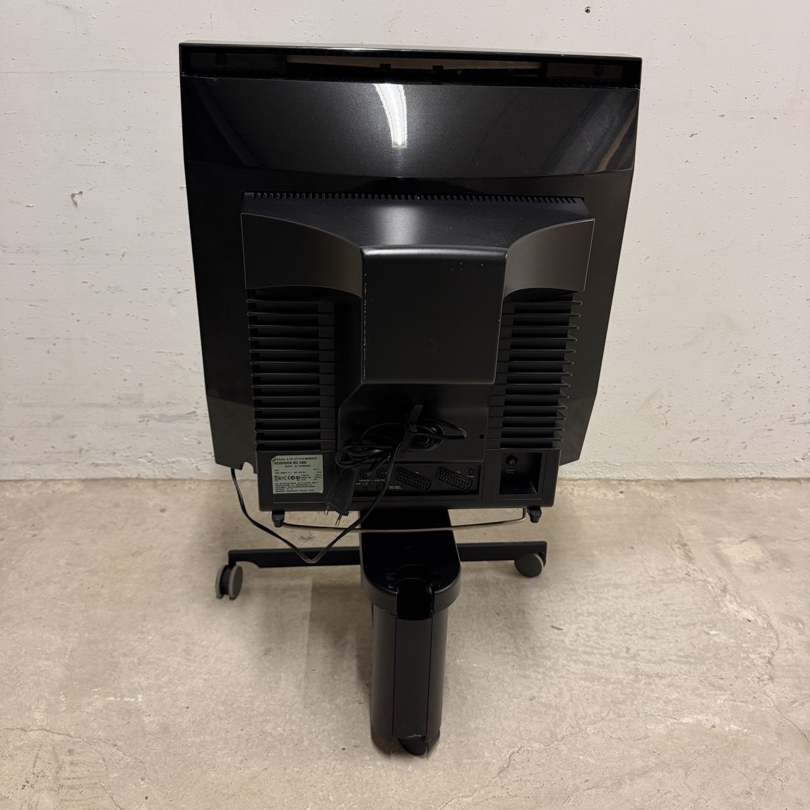 Bang & Olufsen BEOVISION MX 4000 Vintage Gaming CRT TV MX4000 SCART AV B&O RARE!2