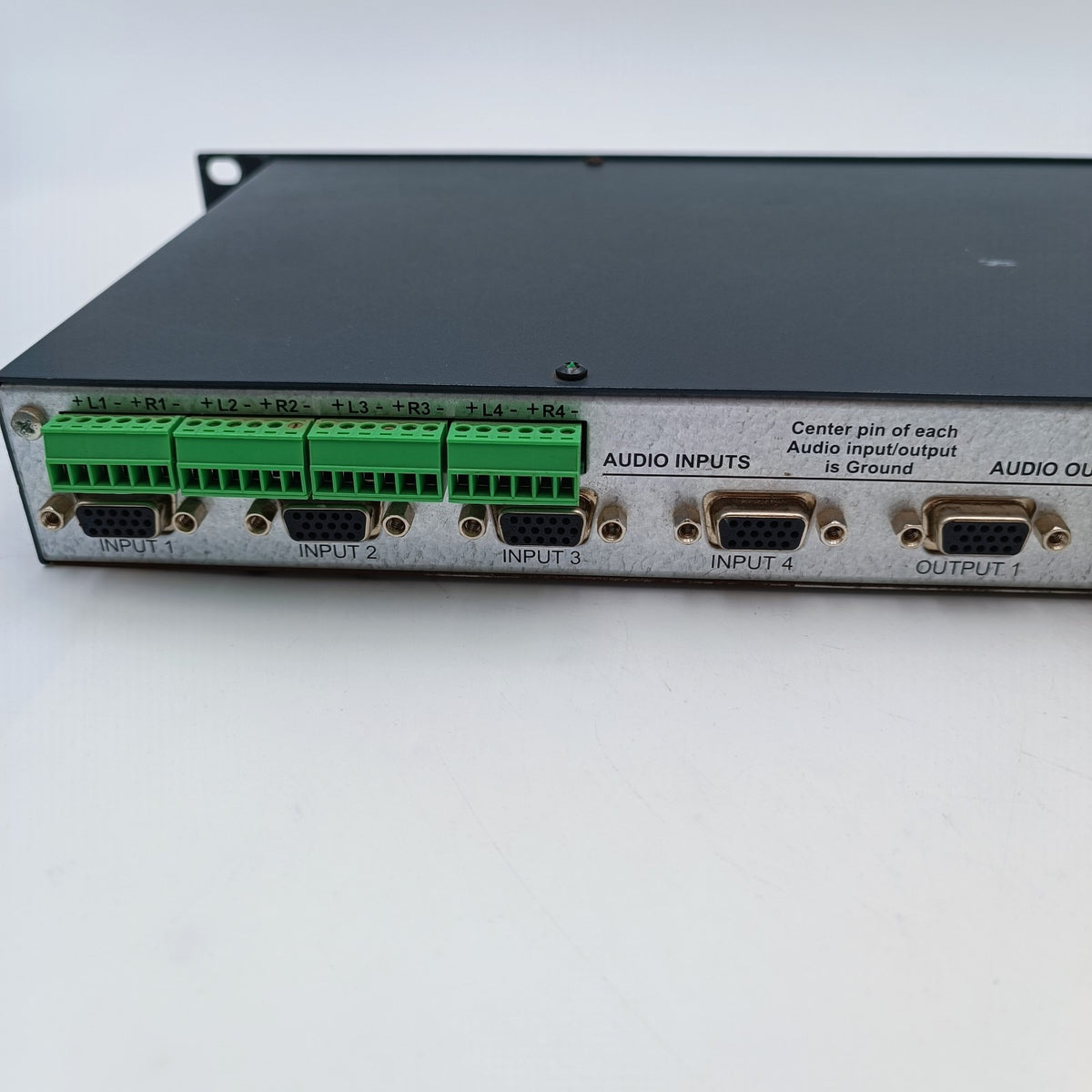 Kramer VP-4X4 4x4 VGA XGA Audio Matrix Switcher Video Routing Switch 220V10
