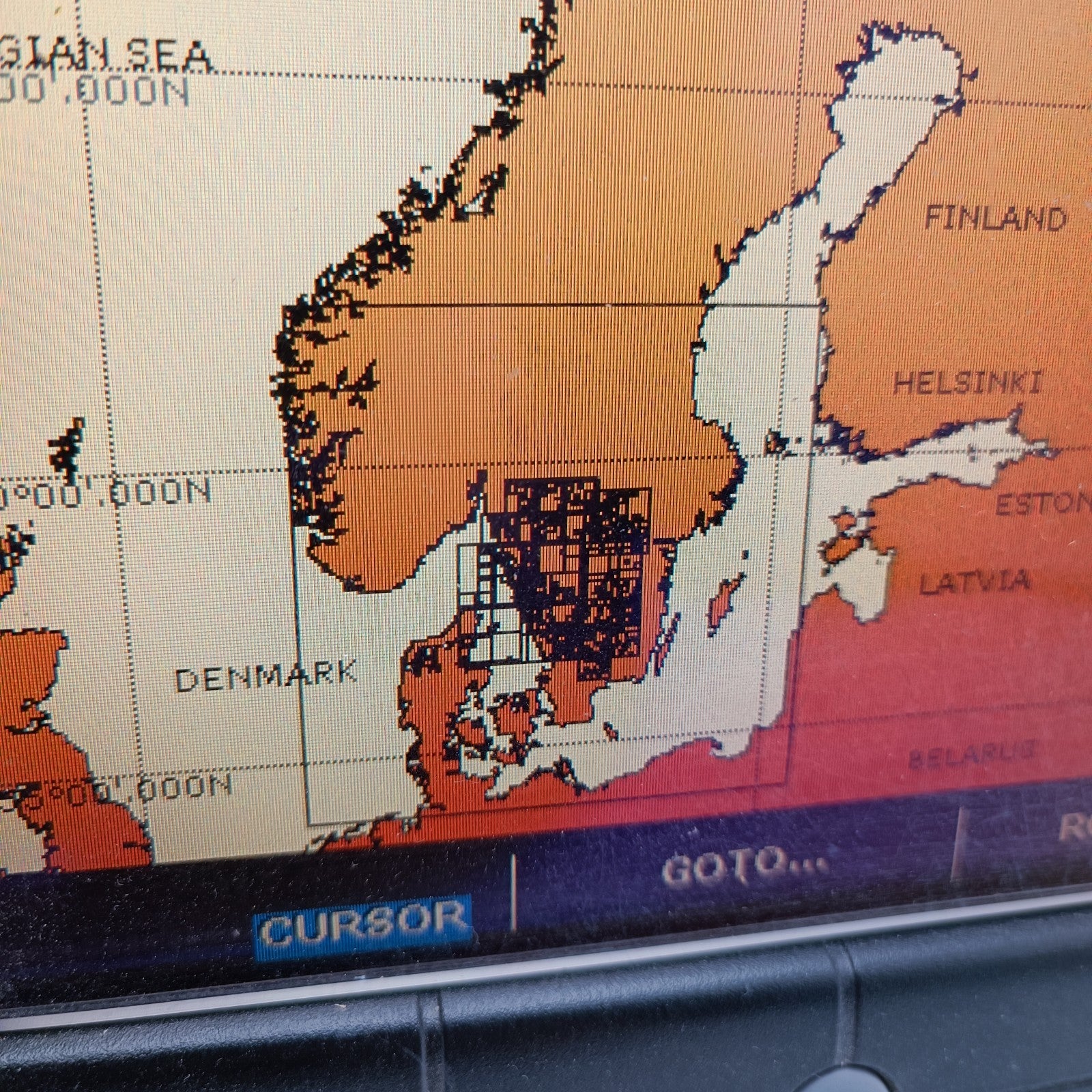 NAVIONICS SWEDEN WEST DENMARK 5G483S2 Marine Charts CF Card Raymarine Geonav 2GB1