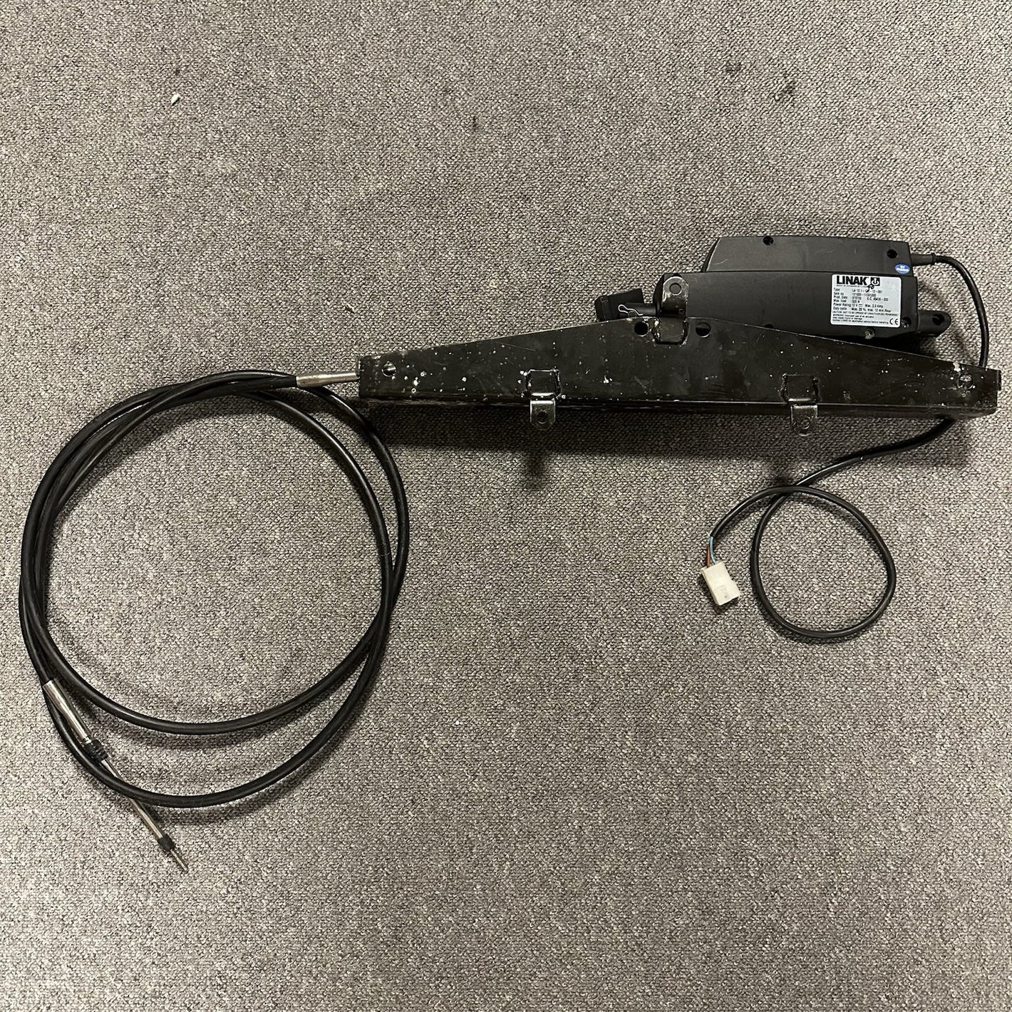 718528